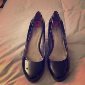 Black heels never worn without tag